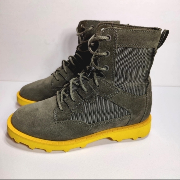 Sorel Caribou Leather Waterproof Alpine Snow Combat Cyber Green Yellow Boot Wm 6 - Picture 1 of 10